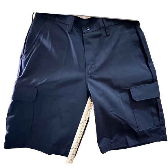 Red‎ Kap Men's Black Cargo Shorts  34 x 12 Work Shorts Uniform NWT - Picture 3 of 7